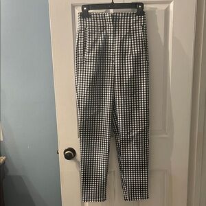 Zara Women’s Black and White Gingham Dress Pants